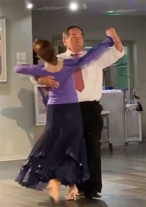 画像:寺村圭司様 藤井智子先生 ワルツ