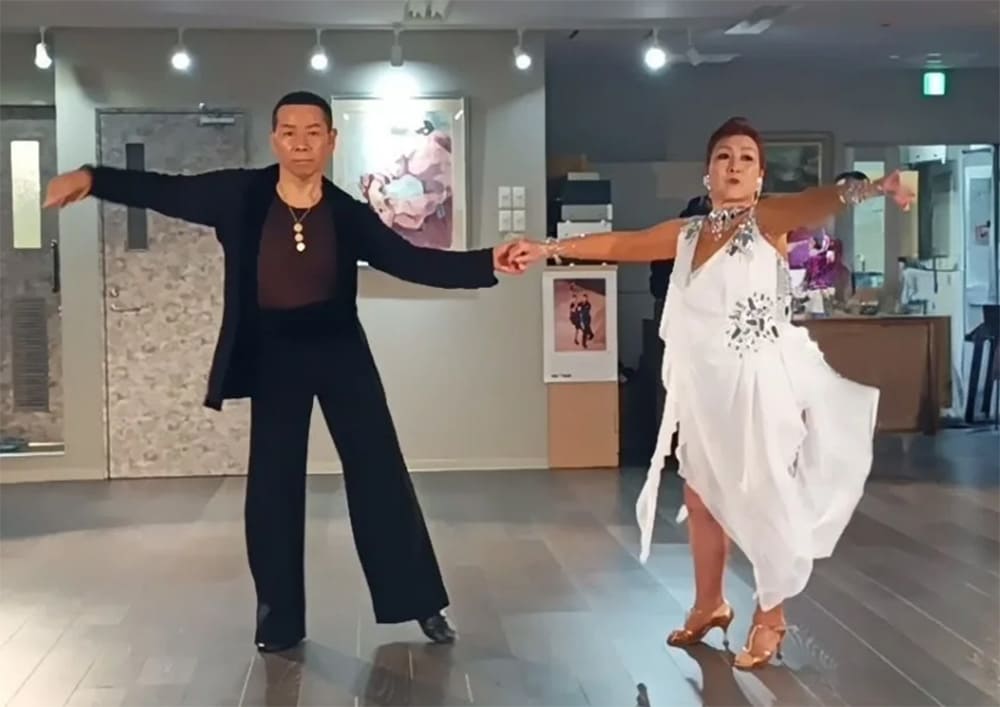 画像:江本二三子様 平山和事先生 ルンバ